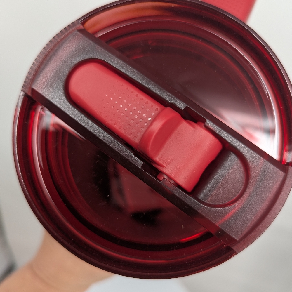 New STANLEY Quencher H2.0 Protour Tumbler cup 40 oz Holly Berry 🍓 Red Glossy - Picture 9 of 14